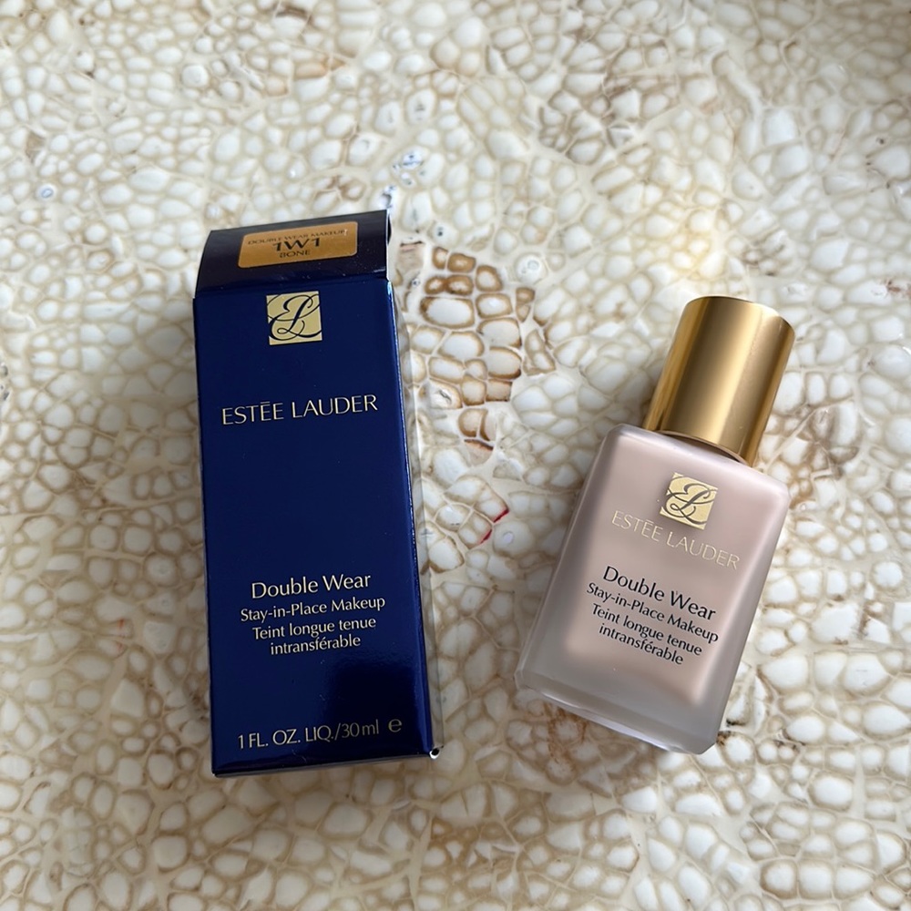 Estee Lauder Double Wear Stay-in-Place Foundation